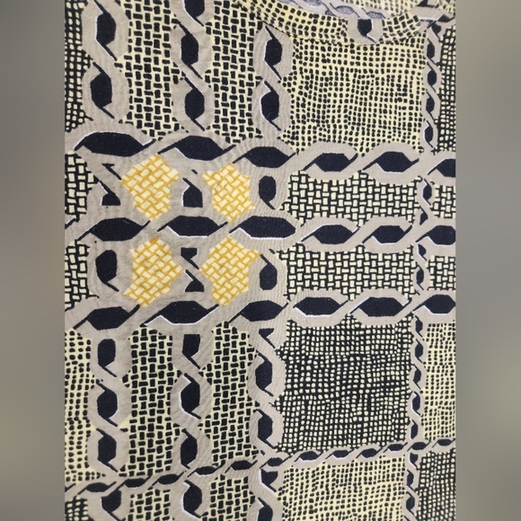 Burberry Brit Abstract Chain Chrome Yellow Tank SZ SMALL - Picture 7 of 11